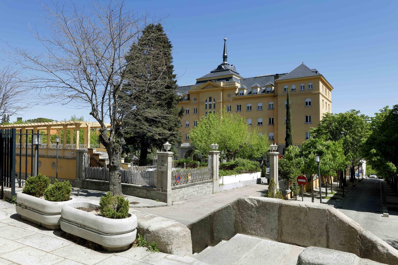 Exe Victoria Palace Hotel San Lorenzo de El Escorial Exterior photo